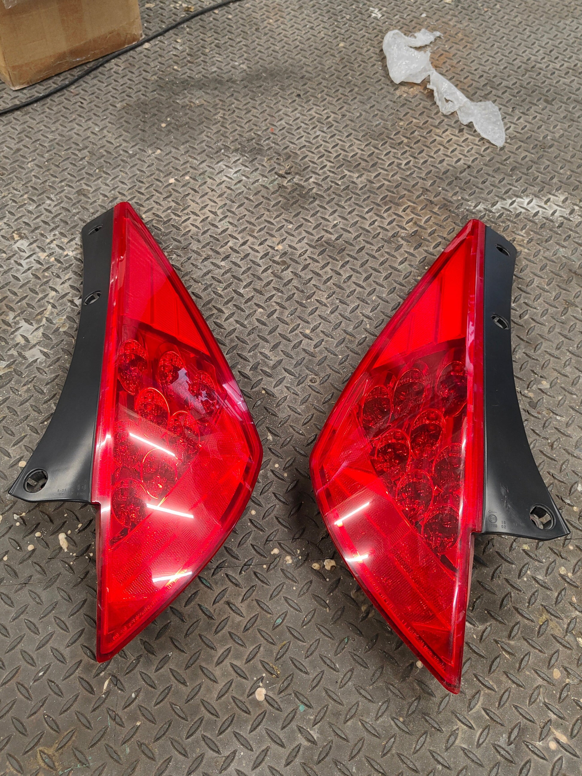 350z Face lift Rear LED tail lights