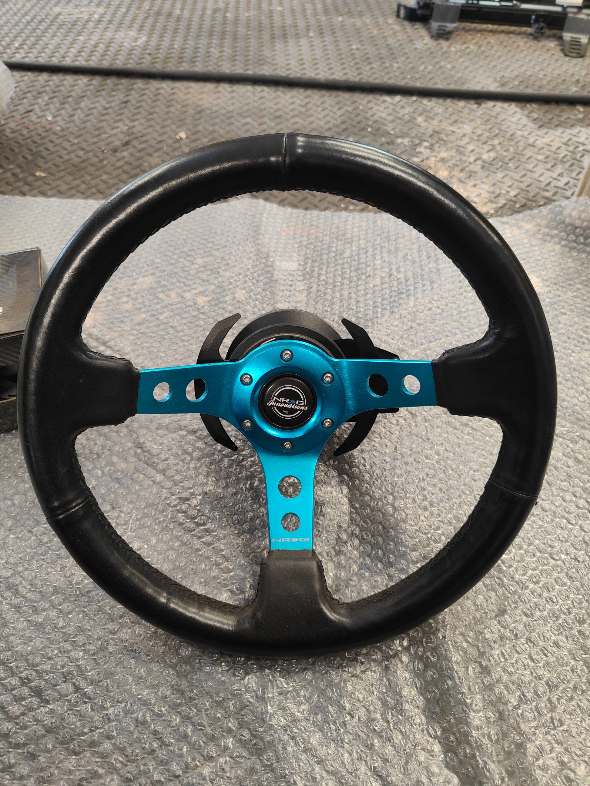 350z NRG steering wheel and quick release